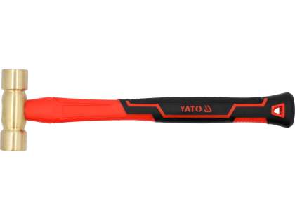 Ciocan De AlamĂ Cu MÂner De Fag 500g