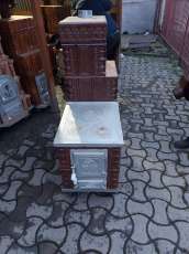 Soba plita 3 ochiuri ,cuptor 4 randuri plus garnitura ,culoare maro 