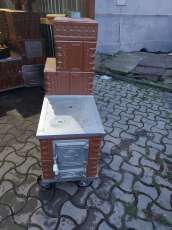 Soba plita 3 ochiuri ,cuptor 4 randuri plus garnitura ,culoare cognac 