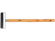 RolĂ Cu Țepi Pentru Tapet